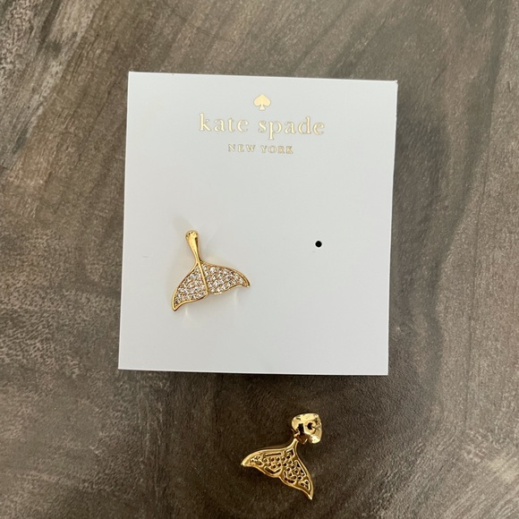 Kate Spade Whale 🐳 Tail Earrings - Picture 8 of 9